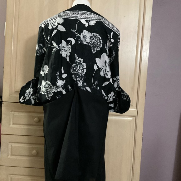 White Black Dress Sz 10 Floral Rockabilly Pin-up - Picture 4 of 7